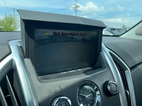 Used 2011 Cadillac SRX Luxury image 12