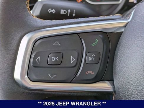 New 2025 Jeep Wrangler Unlimited Sahara w/ Technology Group AWD/4WD image 17