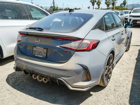 Used 2023 Honda Civic Type R image 12