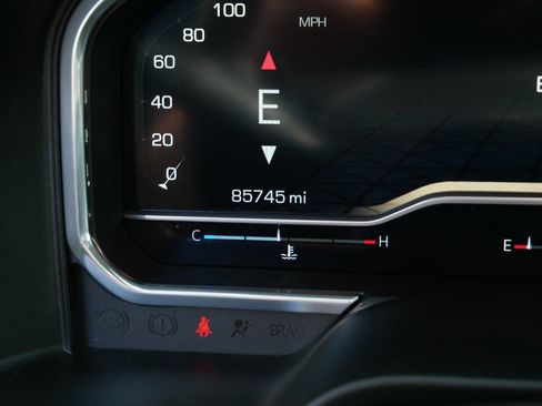Certified 2022 GMC Sierra 1500 AT4 w/ AT4 Premium Package AWD/4WD image 32