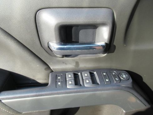 Used 2019 Chevrolet Silverado 1500 LT RWD image 21
