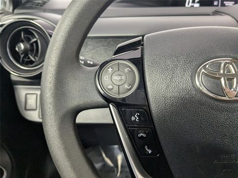 Used 2018 Toyota Prius C Two image 14