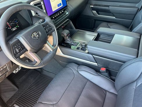 New 2026 Toyota Sequoia Platinum w/ TRD Off-Road Package AWD/4WD image 11