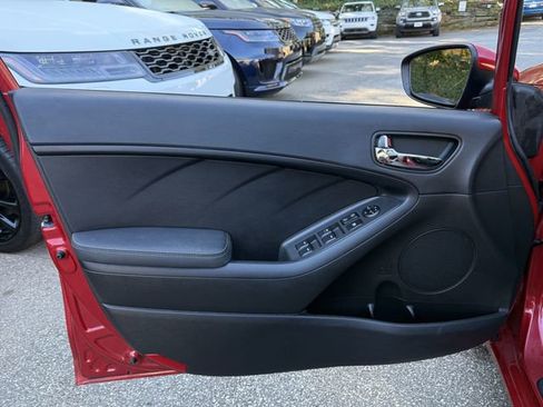 Used 2018 Kia Forte S image 10