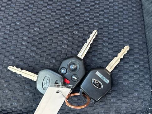 Used 2015 Subaru Forester 2.5i Premium w/ All-Weather Package image 29