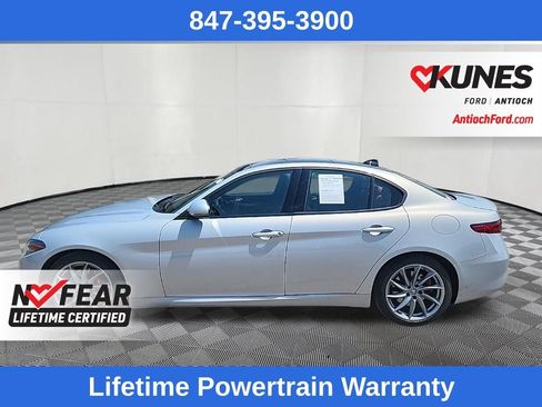 Used 2023 Alfa Romeo Giulia Sprint RWD image 4