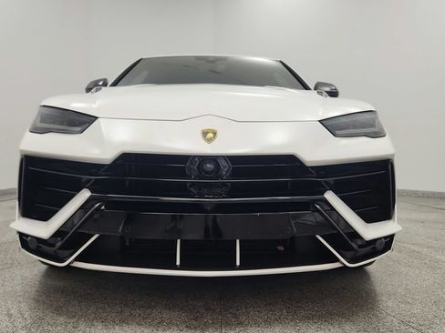 Used 2023 Lamborghini Urus Performante AWD/4WD image 10