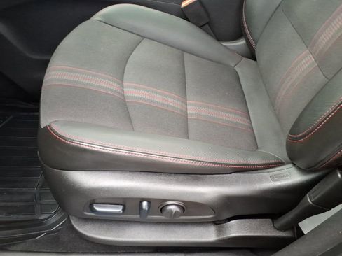 Used 2022 Chevrolet Equinox RS FWD image 10