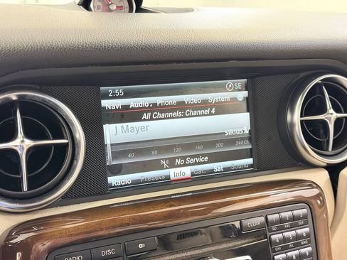 Used 2014 Mercedes-Benz SLK 250 image 39