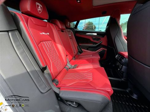 Used 2024 Lamborghini Urus S AWD/4WD image 23