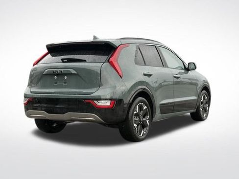 Certified 2023 Kia Niro Wave w/ Wave Preserve Package image 12