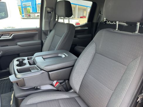 Used 2026 Chevrolet Silverado 1500 LT AWD/4WD image 11