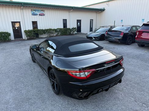 Used 2017 Maserati GranTurismo MC image 7
