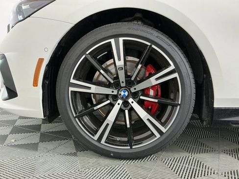 New 2026 BMW 530i w/ M Sport Package RWD image 32