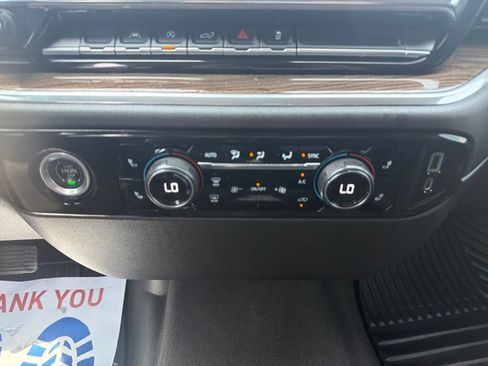 Certified 2022 Chevrolet Silverado 1500 LT AWD/4WD image 17