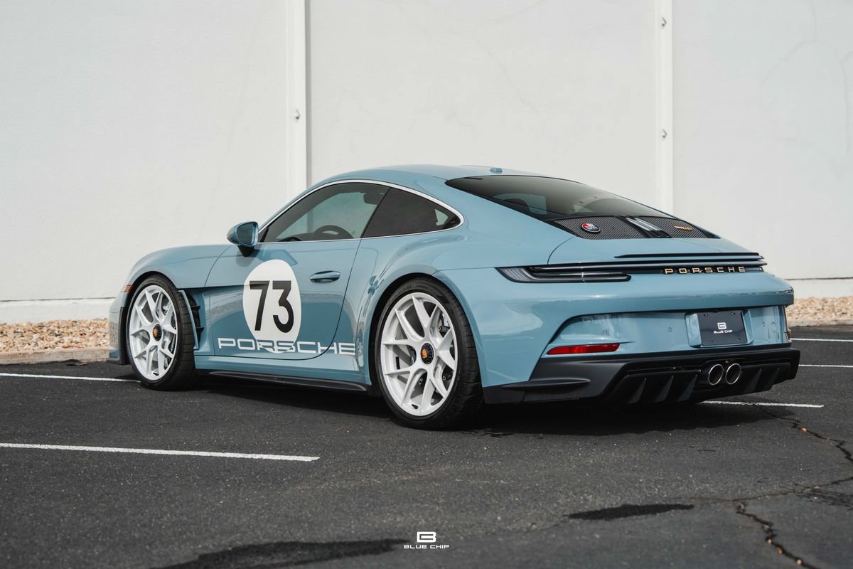 Used 2024 Porsche 911 GT2 RS RWD image 25