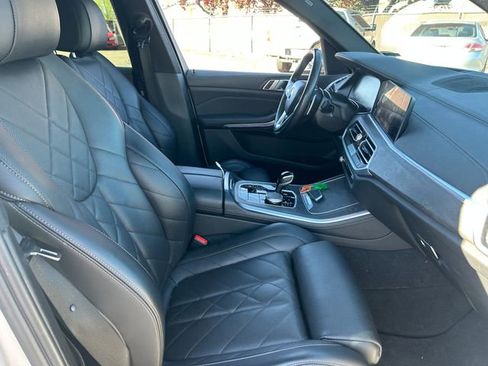 Used 2023 BMW X5 xDrive40i w/ Premium Package AWD/4WD image 38