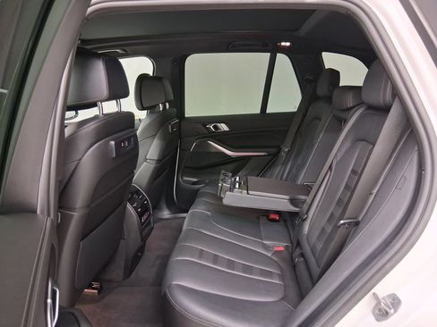 Certified 2022 BMW X5 sDrive40i w/ M Sport Package image 14