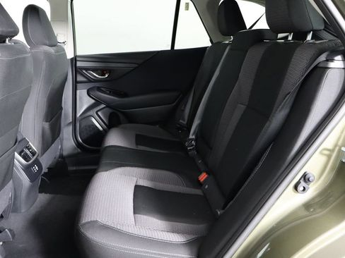 Used 2025 Subaru Outback Premium AWD/4WD image 16