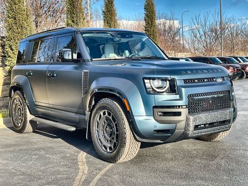 New 2026 Land Rover Defender 110 image 7