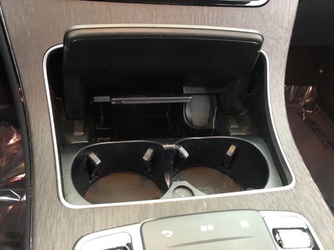 Used 2022 Mercedes-Benz GLC 300 4MATIC w/ Driver Assistance Package image 30