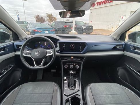 Used 2023 Volkswagen Taos SE image 17