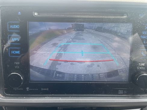 Used 2016 Toyota Tacoma TRD Sport w/ Towing Package image 22