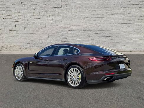 Used 2018 Porsche Panamera 4 AWD/4WD image 3