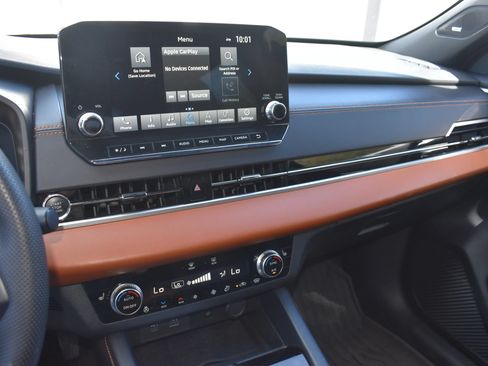 Used 2023 Mitsubishi Outlander SEL 40th Anniversary AWD/4WD image 4