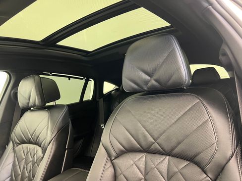 New 2026 BMW X6 M60i w/ Executive Package image 15