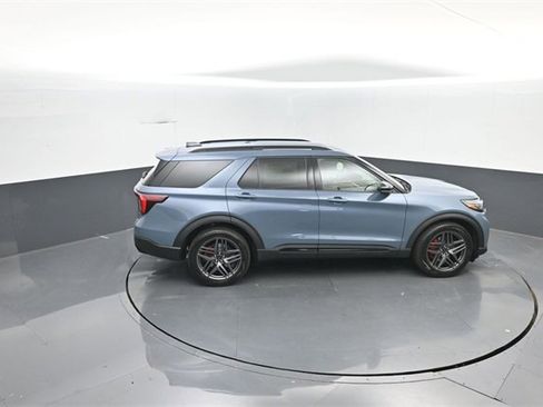 New 2026 Ford Explorer ST image 29