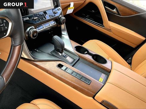 Used 2026 Lexus LX 700h Luxury w/ Appearance Package image 13