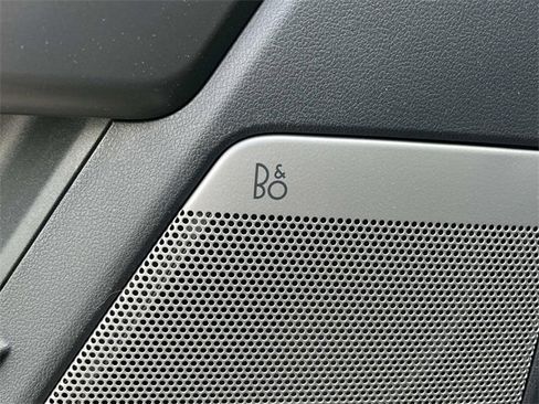 New 2025 Ford F150 Lariat w/ Equipment Group 501A Mid image 6