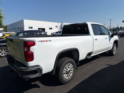 Used 2026 Chevrolet Silverado 2500 LT AWD/4WD image 4
