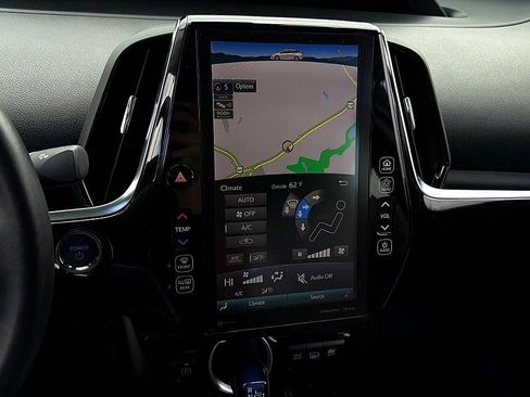 Used 2020 Toyota Prius Prime XLE image 13