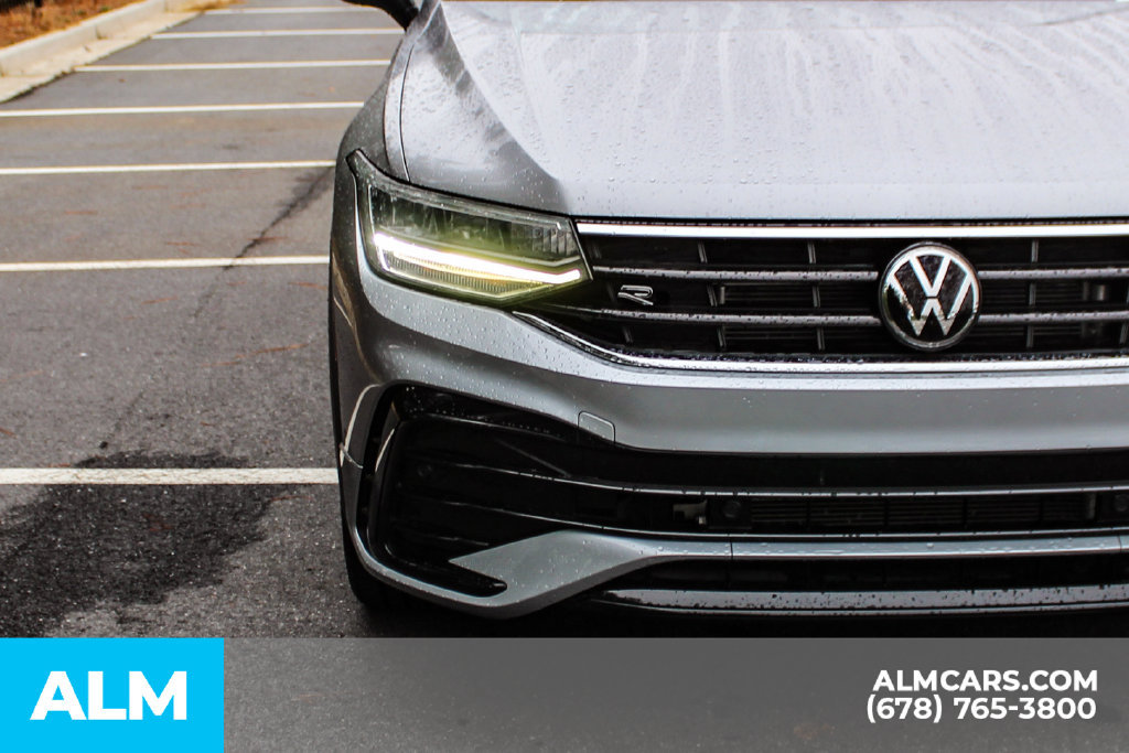 Used 2023 Volkswagen Tiguan SE R-Line AWD/4WD image 11