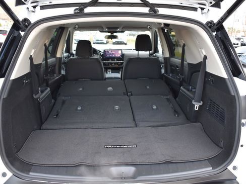 New 2026 Nissan Pathfinder SV image 51