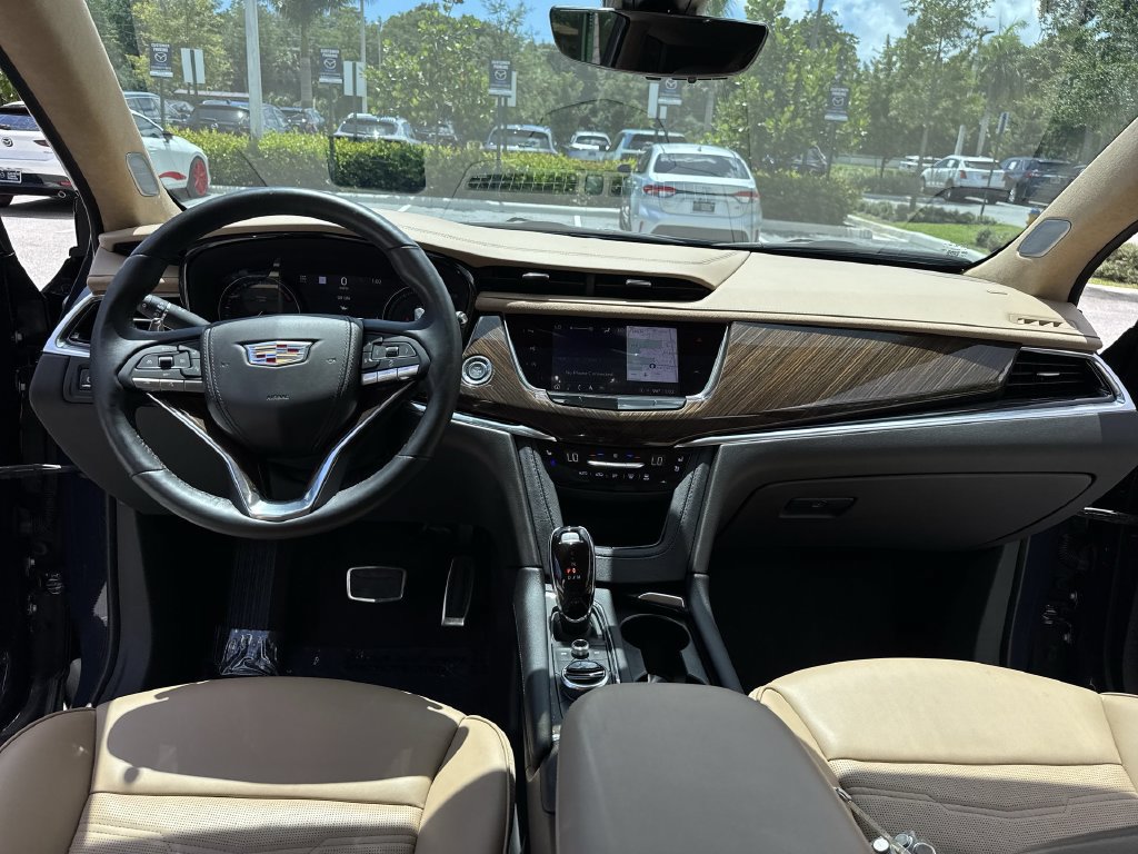 Used 2024 Cadillac XT6 Sport w/ Platinum Package AWD/4WD image 36
