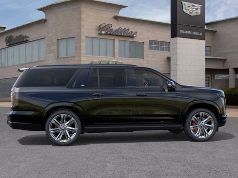 New 2026 Cadillac Escalade ESV Sport w/ Touring Package AWD/4WD image 9