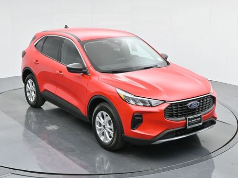 Used 2024 Ford Escape Active image 39