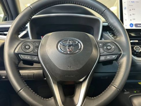 Certified 2025 Toyota Corolla XSE FWD image 27