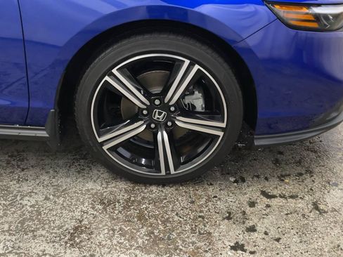 Used 2024 Honda Accord Sport image 14