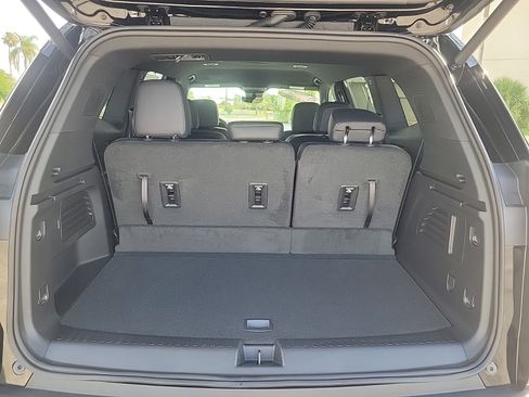 New 2026 GMC Acadia Elevation w/ Black Edition AWD/4WD image 7
