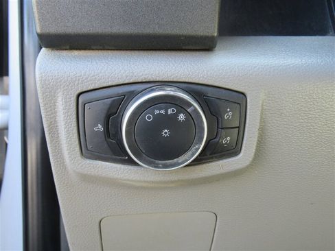 Used 2020 Ford F250 XL w/ Power Equipment Group image 14