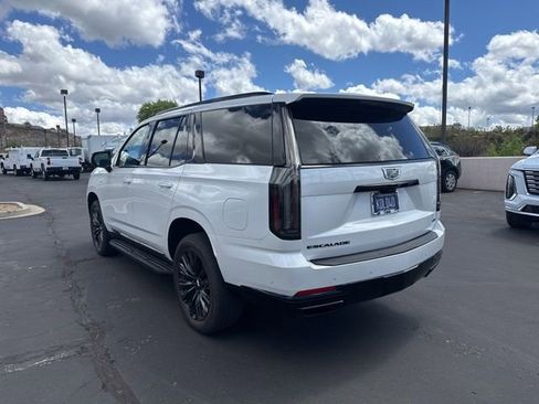 Used 2025 Cadillac Escalade Sport w/ LPO, ONYX Package image 3