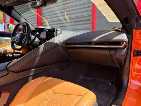 Used 2022 Chevrolet Corvette Stingray Preferred Cpe w/ Z51 Performance Package image 17