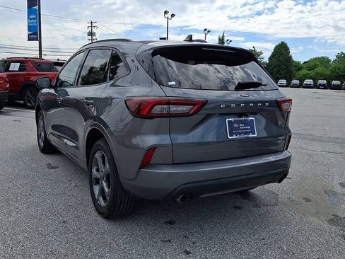 Certified 2024 Ford Escape ST-Line AWD/4WD image 10
