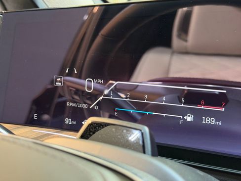New 2026 Cadillac Escalade ESV Platinum Sport AWD/4WD image 28