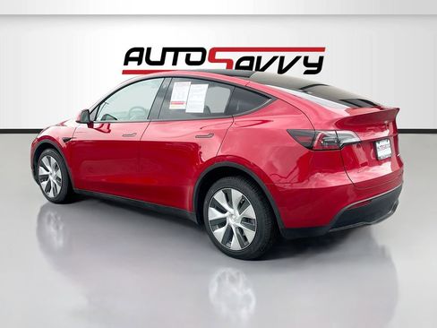Used 2023 Tesla Model Y Long Range AWD/4WD image 5