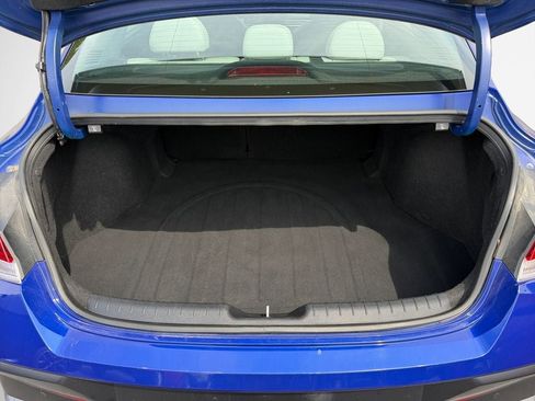 Used 2024 Hyundai Elantra Limited FWD image 27